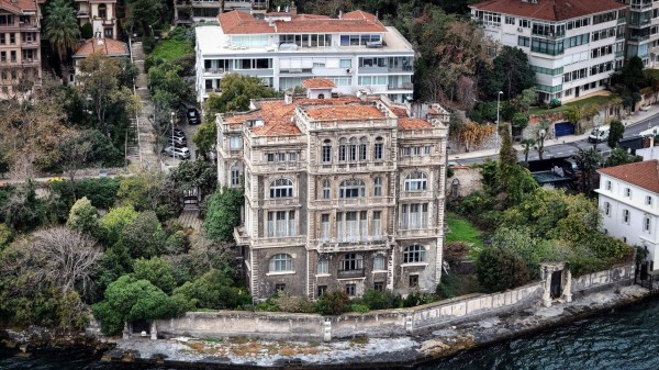 Türkiye’nin En Pahalı Evi Satışa Çıktı: 130 Yıllık Zeki Paşa Yalısı Yeniden Gündemde