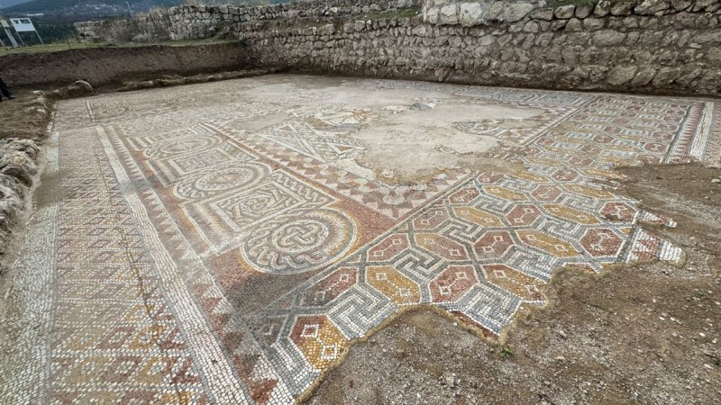 Hadrianopolis’te Arkeoloji Dünyasını Sarsan Keşif: 4. Yüzyıla Ait Eşsiz Mozaikler Gün Yüzünde