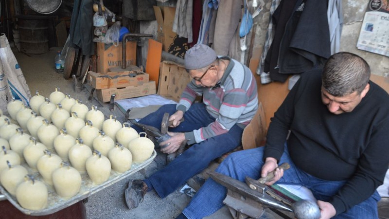 40 Aşamada Hayat Bulan Ses Demirci’nin Son Çan Ustaları