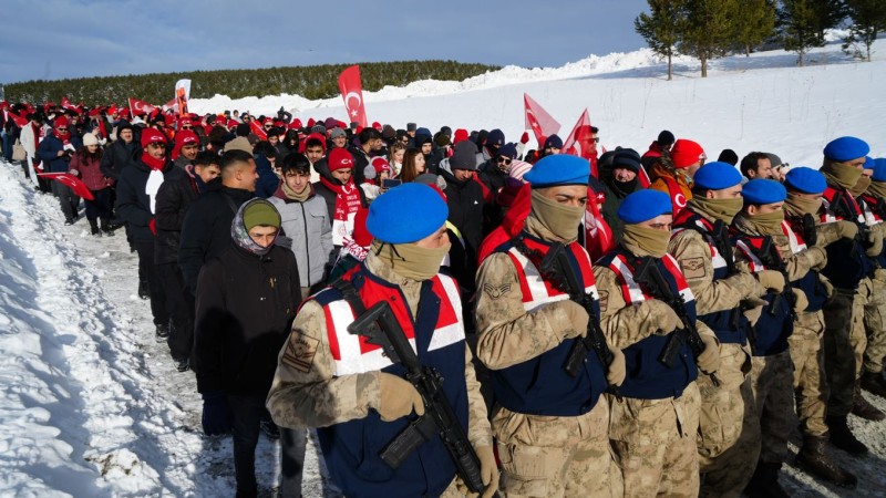 Sarıkamış: Bir Destandır Beyaz Ölüm, Bir Vefadır Karda Açan Gül