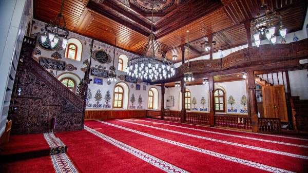 Kitabesi Yok, Hikâyesi Var: Karacakaya Camii’nin 125 Yıllık Yolculuğu