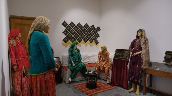 İnegöl’ün Hafızasında Zarif Bir Yolculuk: "Zarafetin Mirası" Sergisi Açıldı