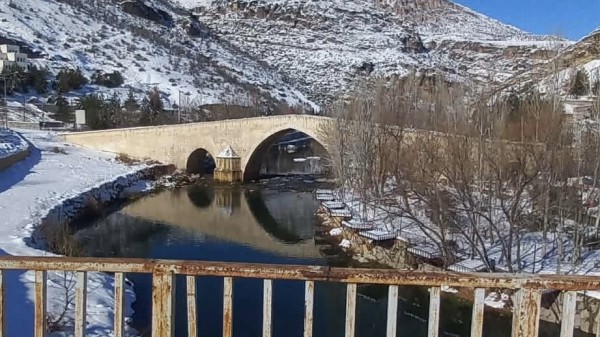 Zamana Direnen Zarafet: Haburman Köprüsü’nde Kış Masalı