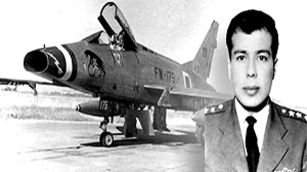 Rumlardan 30 Saat İşkence Gördü Tek Kelime Konuşmadı.   Şehit Pilot Cengiz Topel