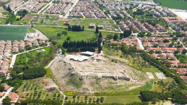 Fırtına Çekildi, Tarih Fışkırdı: Kuşadası'nda 8 Bin Yıllık Keşif!