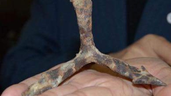 İnsanlığın Sustuğu Yer: Çanakkale’de Havadan Atılan Olta Uçlu Tuzaklar