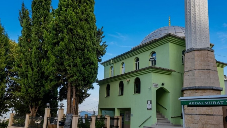 Bursa’nın Manevi Fatihi: Abdal Murad ve Tahta Kılıcın Sırrı