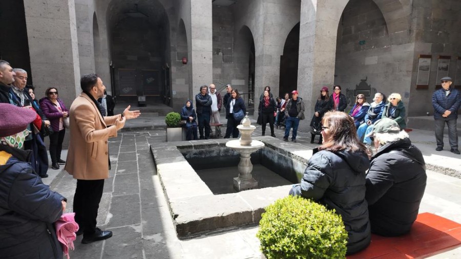 Akademisyen Heyeti Gevher Nesibe’ye Hayran Kaldı: “Orta Çağ’ın Çok Ötesinde Bir Medeniyet”