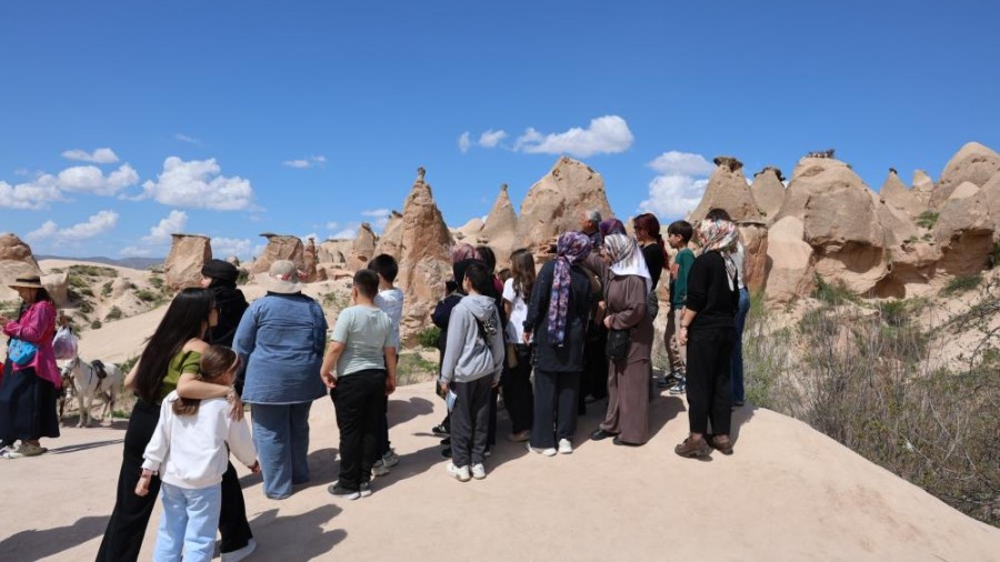Gökyüzünde Balonlar, Yerde Tarih: Kapadokya Öğrenci Akınına Uğradı
