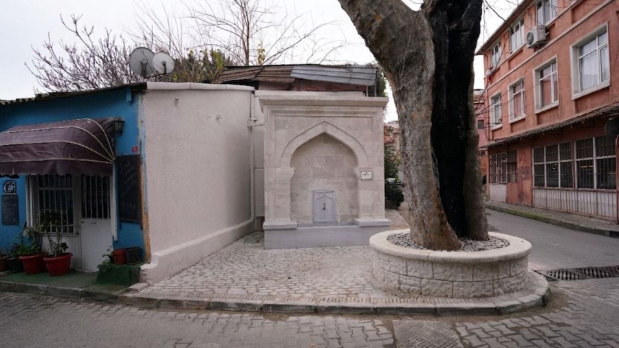 Pervititch Haritalarından Günümüze: Fatih’te Tarihi Çeşme İhya Edildi