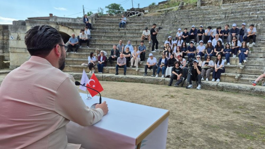 Karadeniz’in Efes’inde Ezber Bozan Bulgu: Gladyatörler Burada Dövüşmüş