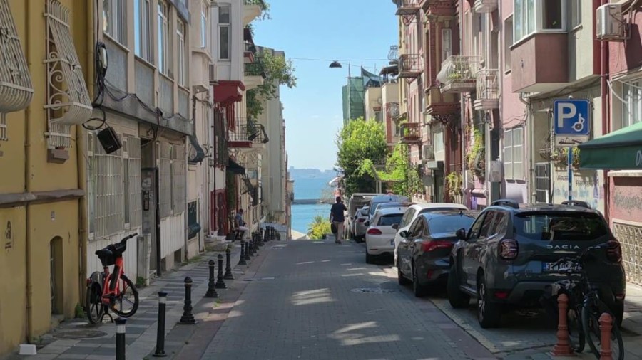 155 Şehir Arasından İstanbul’un En Havalı Mahallesi: Yeldeğirmeni