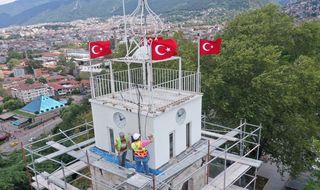 Bursa'daki Tarihi Tophane Saat Kulesi Eski ihtişamına Kavuşuyor