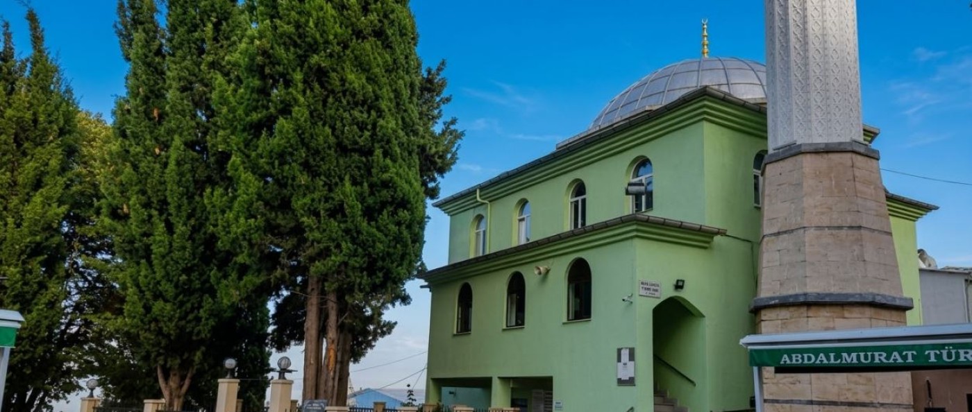 Bursa’nın Manevi Fatihi: Abdal Murad ve Tahta Kılıcın Sırrı