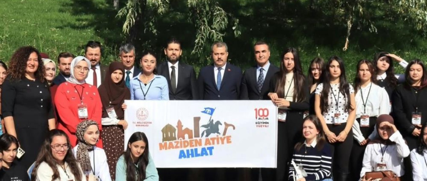 Genç Nesillere Tarih Şuuru Kazandıran Örnek Proje: Maziden Atiye